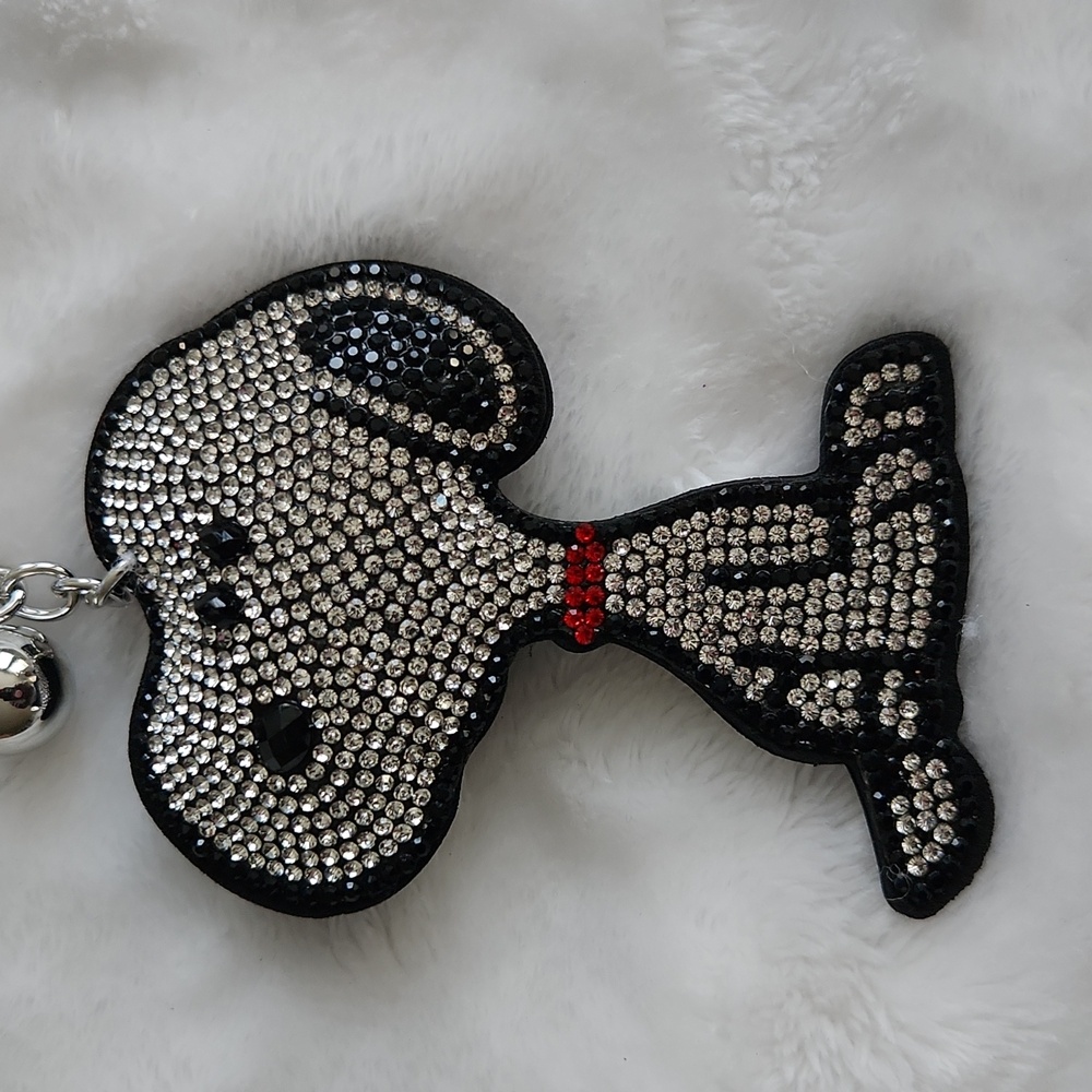 Snoopy Rhinestone Dog Keychain - Black and Silver Bag Charm - Picture 2 of 3